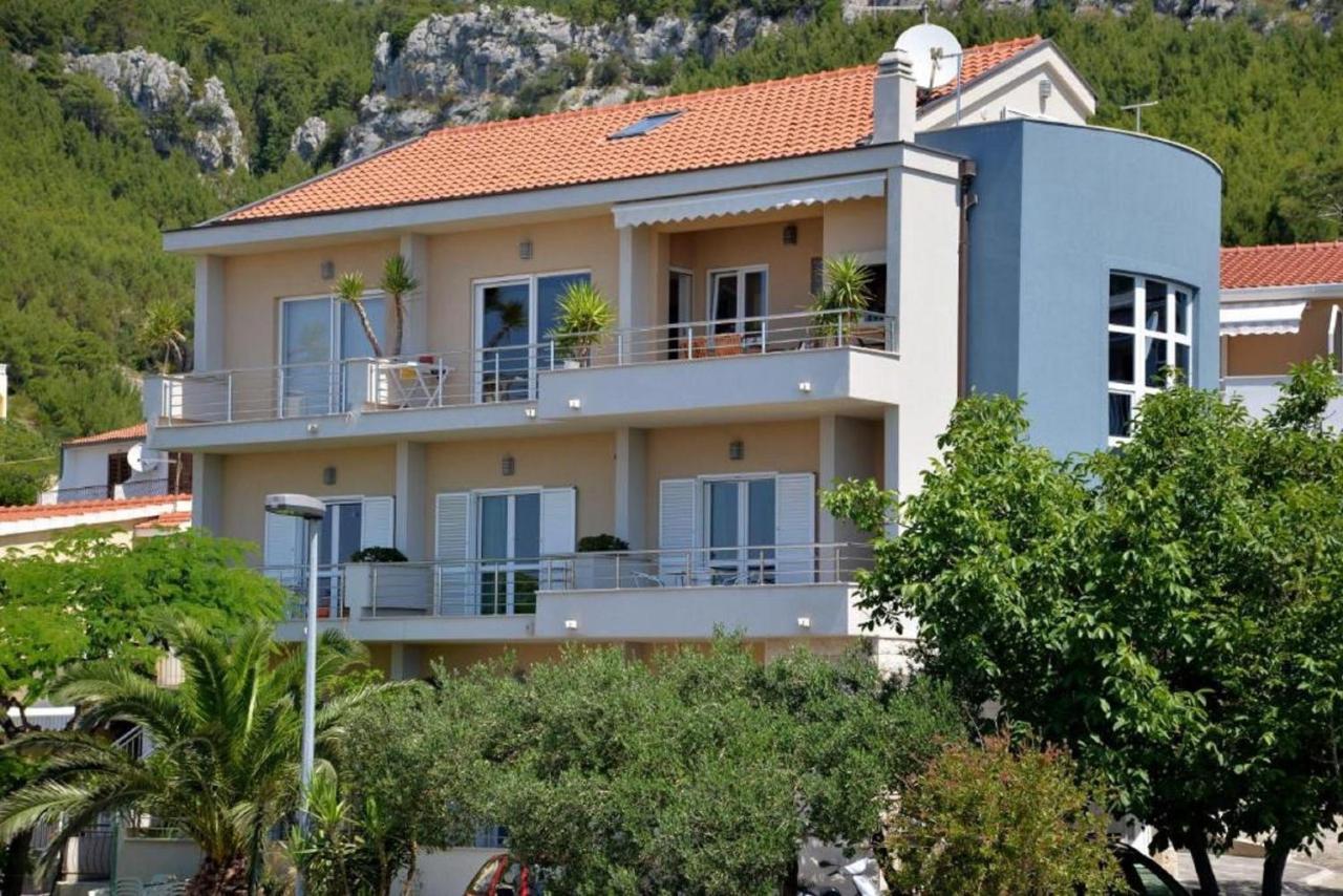 Apartments Antonio Tučepi Екстериор снимка